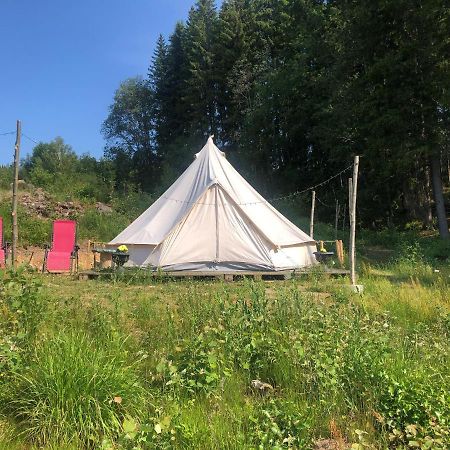 Glampingtaelt Hotel Torsby Kültér fotó